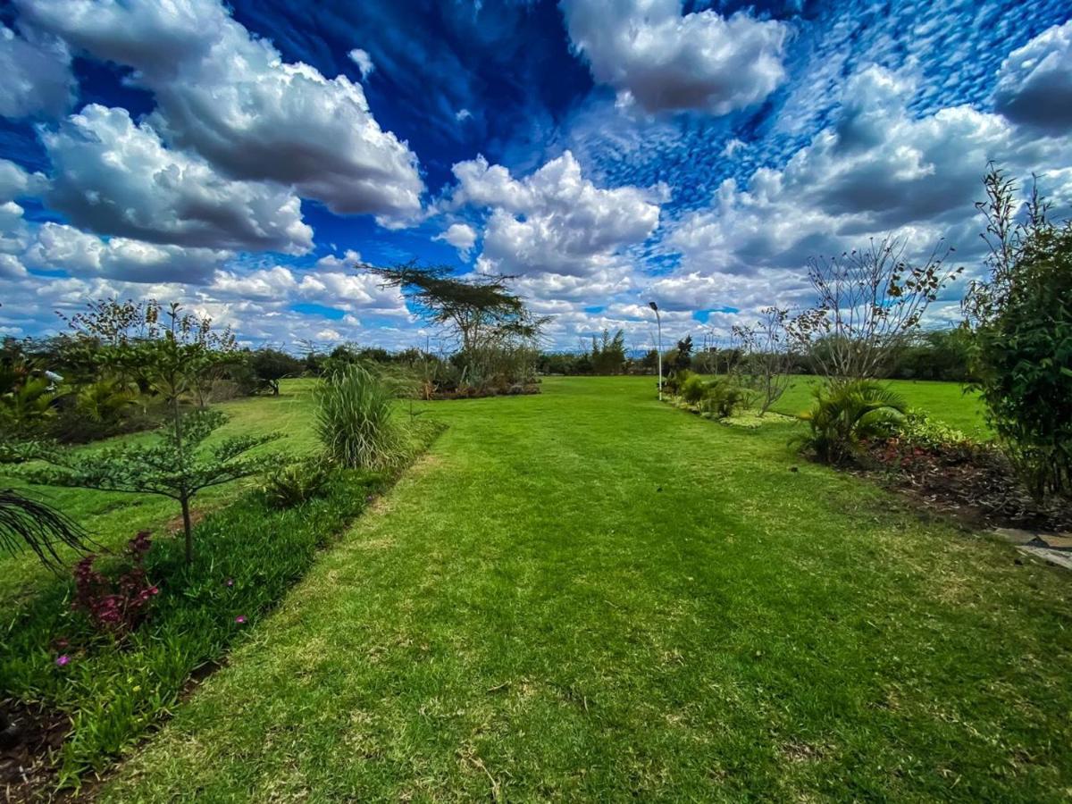 The Last Village Lodge Athi River Eksteriør billede
