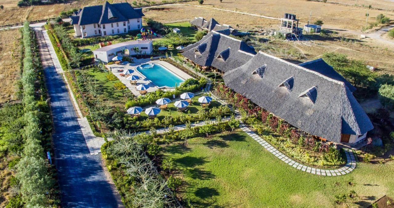 The Last Village Lodge Athi River Eksteriør billede